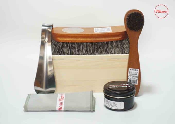 Bộ dụng cụ đánh giày cao cấp Tarrago Bộ dụng cụ đánh giày cao cấp Tarrago